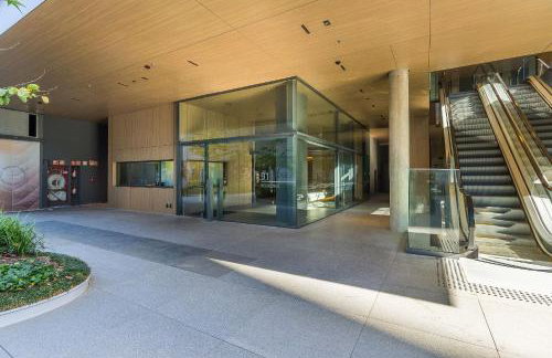 Carlos Gomes Square - Shopping Bordaza - Apartamento alto padrão com rooftop, piscina e academia - Foto 6