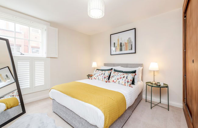 Large Apartment near Windsor Castle - Photo 1