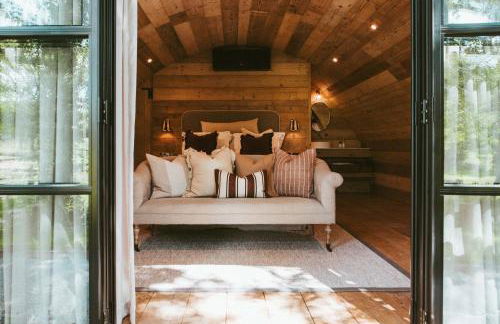 Silchester Farm - Photo 1