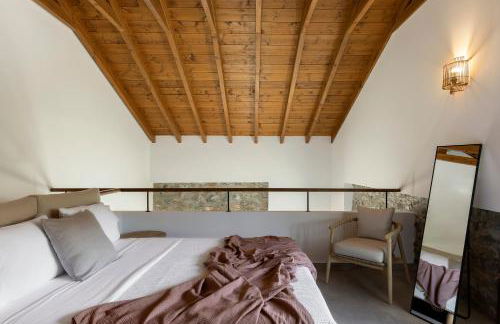 Lichnos Luxury Suites - Photo 19