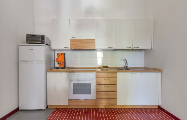 2507 Red Apartment by Barbarhouse - Photo 6