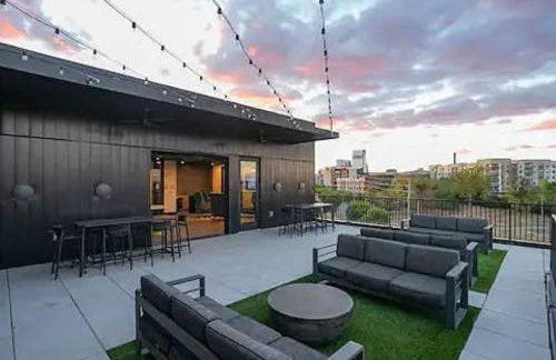 Modern Condo for 6 with Rooftop & Gym Near DT - Foto 1