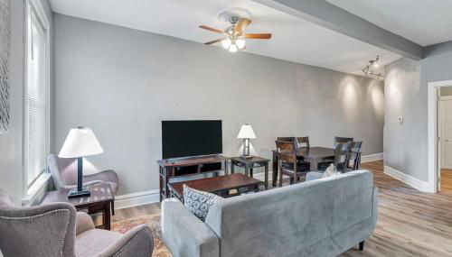 Beautiful Rehabbed Unit in Shaw Community - 4226b - Foto 4