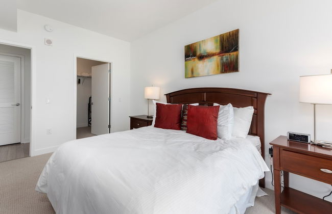 Global Luxury Suites at Reston Town Center - Photo 31