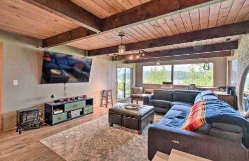 Deck and Sweeping Views Family Union Home - Foto 9