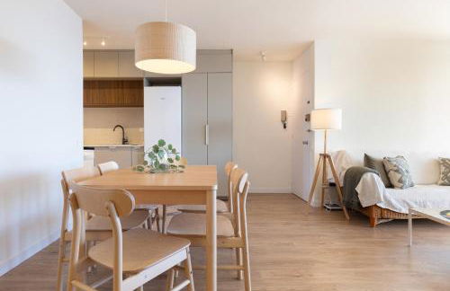 LETS HOLIDAYS Beach front apartment in Gavà Mar, Pine Beach - Photo 10