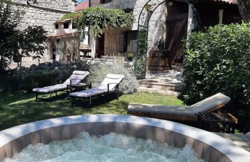 Stone House Lola - Two Bedroom Holiday Home - Photo 38