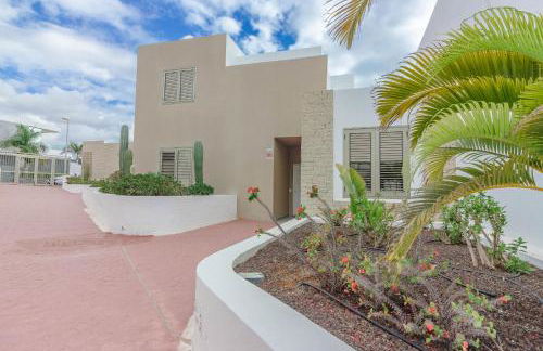 Villa Isabella, Luxury Villa with Heated Pool Ocean View in Adeje, Tenerife - Foto 79