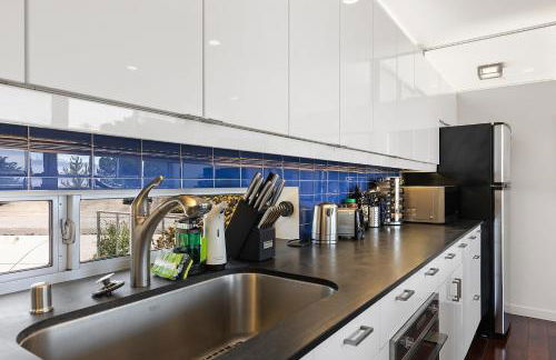 Marbella Lane - Cozy and Eccentric Design Home - Photo 13