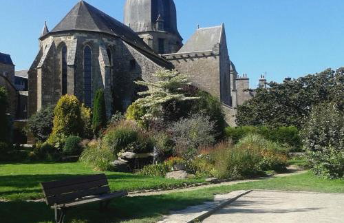 Beautiful village home close to all attractions - Foto 25