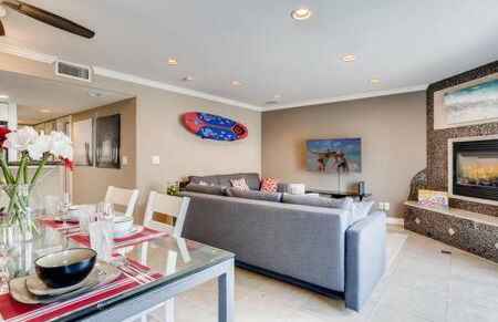 AWESOME 3BR 1 Block To Ocean Fast WIFI C1 - Photo 9