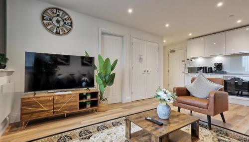Homely & Lush 1 Bed Apartment at Trinity Point Gravesend, Suitable for Long Stay and Short Stay - Foto 2