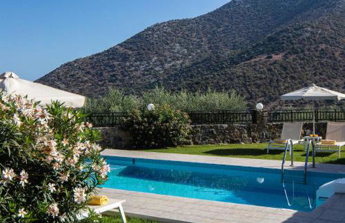 Real Dream Villas, Cretan Gems with SeaViews, By ThinkVilla - Photo 39