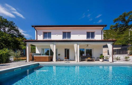 Villa Valentina - Luxurious holiday for 9 people with xxl pool and whirpool - Foto 3