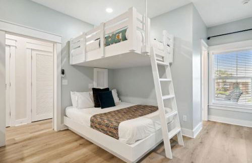 Grand Retreat II: 4br, 5ba, Sleeps 15. Private Pool. Your Perfect Escape! - Photo 20