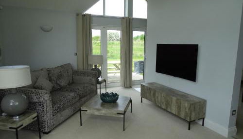 The Lodge - Bidford Grange Golf Course - Photo 5