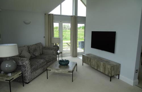 The Lodge - Bidford Grange Golf Course - Photo 5