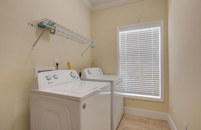 3 Beautiful 4 Bed 3 Bath Pool Home w Free Dock - Foto 32