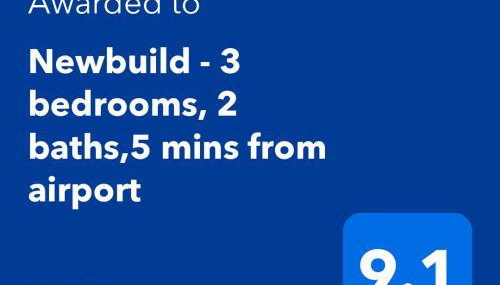 Newbuild - 3 bedrooms, 2 baths,5 mins from airport - Foto 1