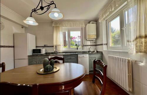 Villa privada con jardín &BBQ cerca de playas - Foto 29