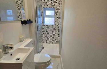 Urban Oasis 2 bed apartment - Foto 6