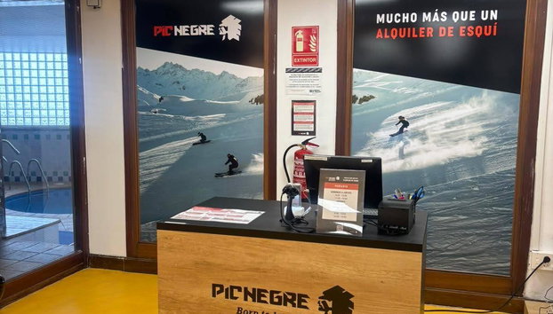 Aluguel de material de esqui / neve. Pic Negre - Formigal - Foto 2