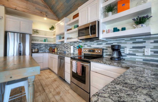 2 Waterfront Homes w/ Views, Pool, Boat Dock Laguna Village Oasis by Avantstay - Foto 26