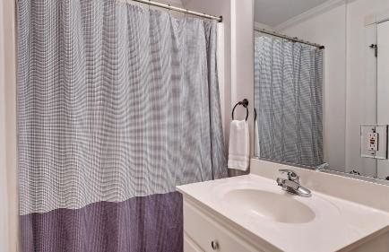 Lucky's Lake House by Avantstay Private Lake Bar - Photo 78