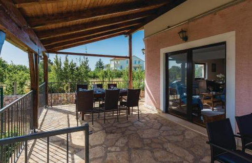 Nice Home In Cista Velika With Wifi - Photo 8