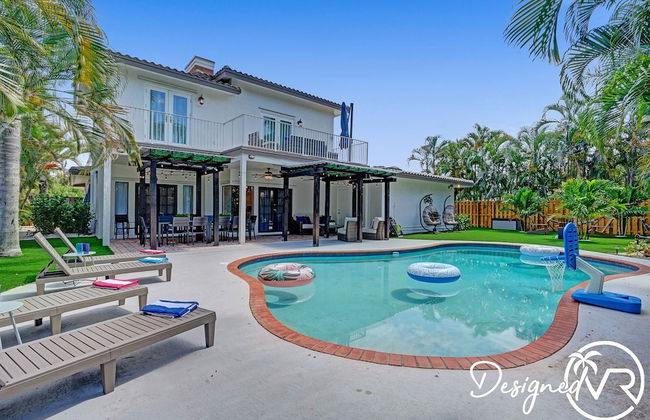 Modern Chic 7-BR with Pool & Gameroom - Foto 37