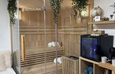 Wood Spa Wellness Apartment mit Whirlpool & Sauna - Foto 12