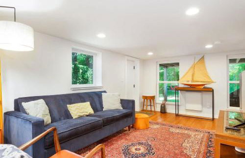 3BD Remodeled Home Near Beach - Foto 18