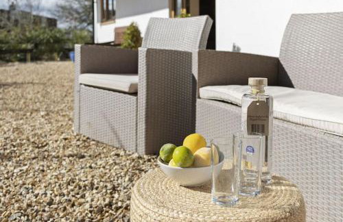 Stunning cottage with hot tub - Photo 24