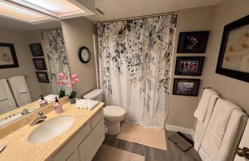 Charming & Cozy 2-Bedroom in the Heart of Cathedral City! - Foto 10