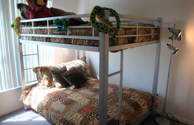 4BR 3BA Home in Indian Creek by CV-2673 - Photo 12