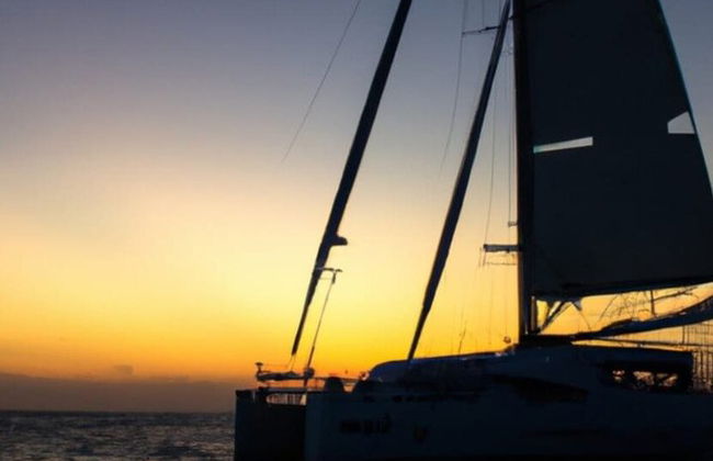 Crucero de 3 horas con eclipse solar en el mar en España 2026 Cartagena - Foto 9