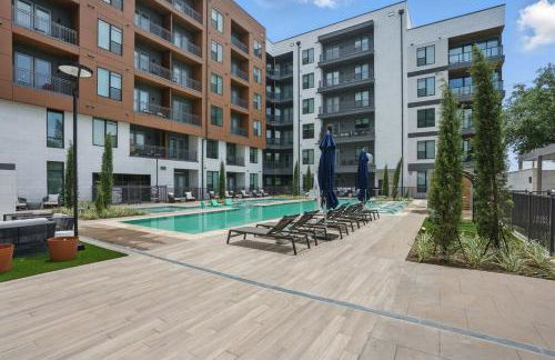 12min Downtown, 6min Domain with Pool and Free Parking - Foto 4