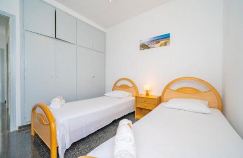 HomeHolidaysRentals Himalaia - Costa Barcelona - Photo 13