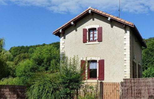 Beautiful Home In Nanteuil-En-Vallée With Wifi - Foto 12