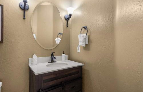 White Feather - Golf BBQ Patio Pool & Spa Access - Foto 15