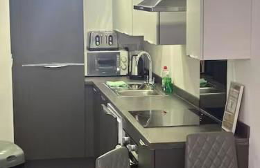 1BR Hideaway Near NEC & Resorts World - Ideal for Travelers - Foto 23