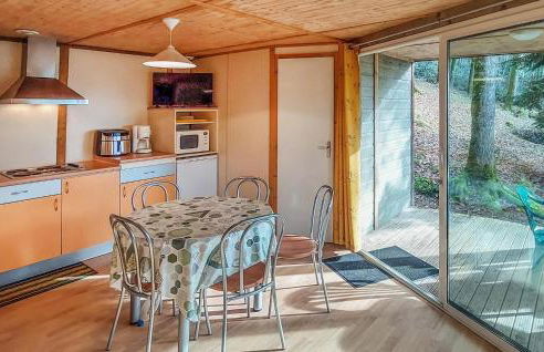 2 Bedroom Lovely Home In Altillac - Foto 5