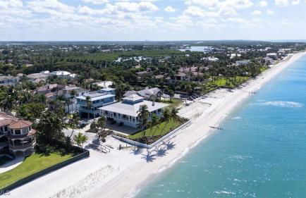 Private Beach Oceanfront Mansion in Naples LUXURY - Foto 40