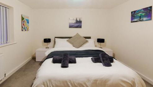 2-Bed Wallington, Sleeps 6, Parking, Near LGW - Foto 4, towels