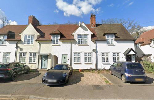 3 Bedroom House with Parking - Foto 12