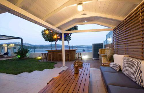 Salty Breeze - Photo 3