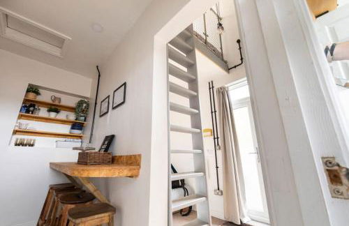 Bethel Nook, a cosy stay in the Welsh Valleys - Photo 15