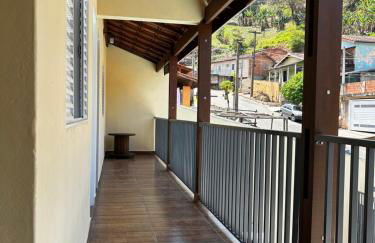 Casa de temporada em Lindoia - Com piscina e churrasqueira - Foto 11