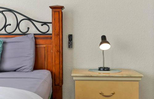 Salty Heated Pool Escape - Nearby Beach - Photo 22