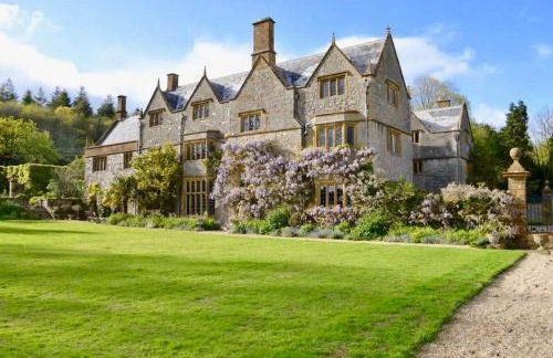 Mulberry House - Photo 1